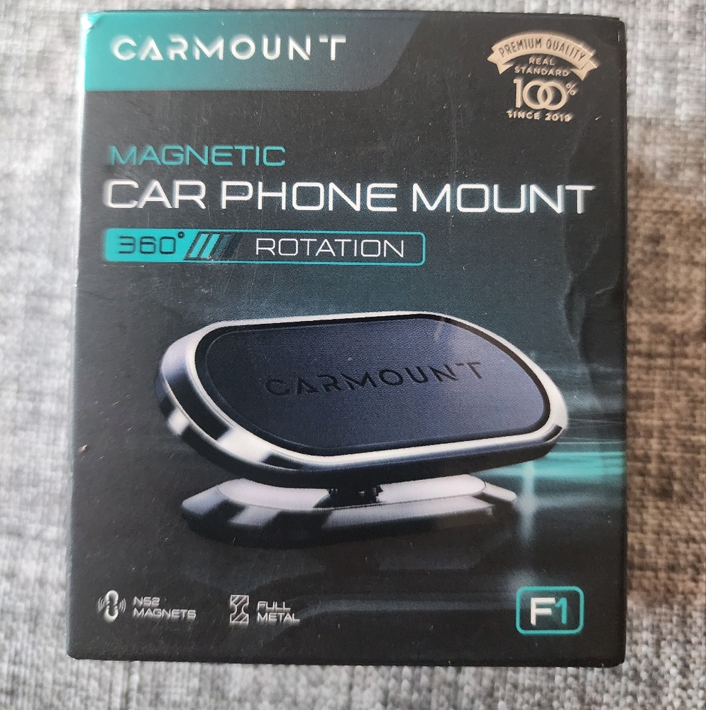 CARMOUNT Magnetic Car Phone Mount - Black and Silver New In Box